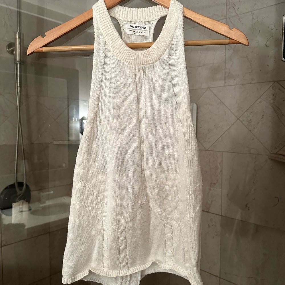 One Teaspoon Frontier cable-knitted high neck, open back detail halter top EUC